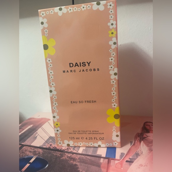 Marc Jacobs Other - Daisy Marc Jacobs Perfume